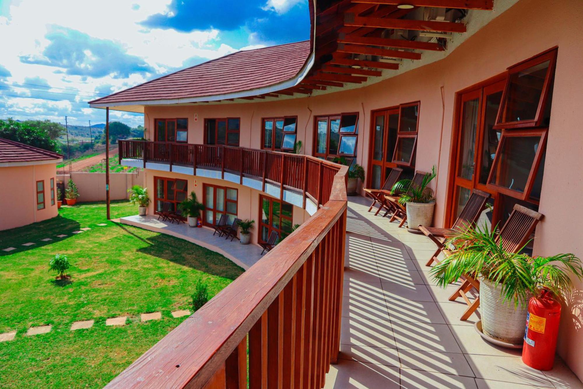 Riverview Inn Malalane Exterior photo