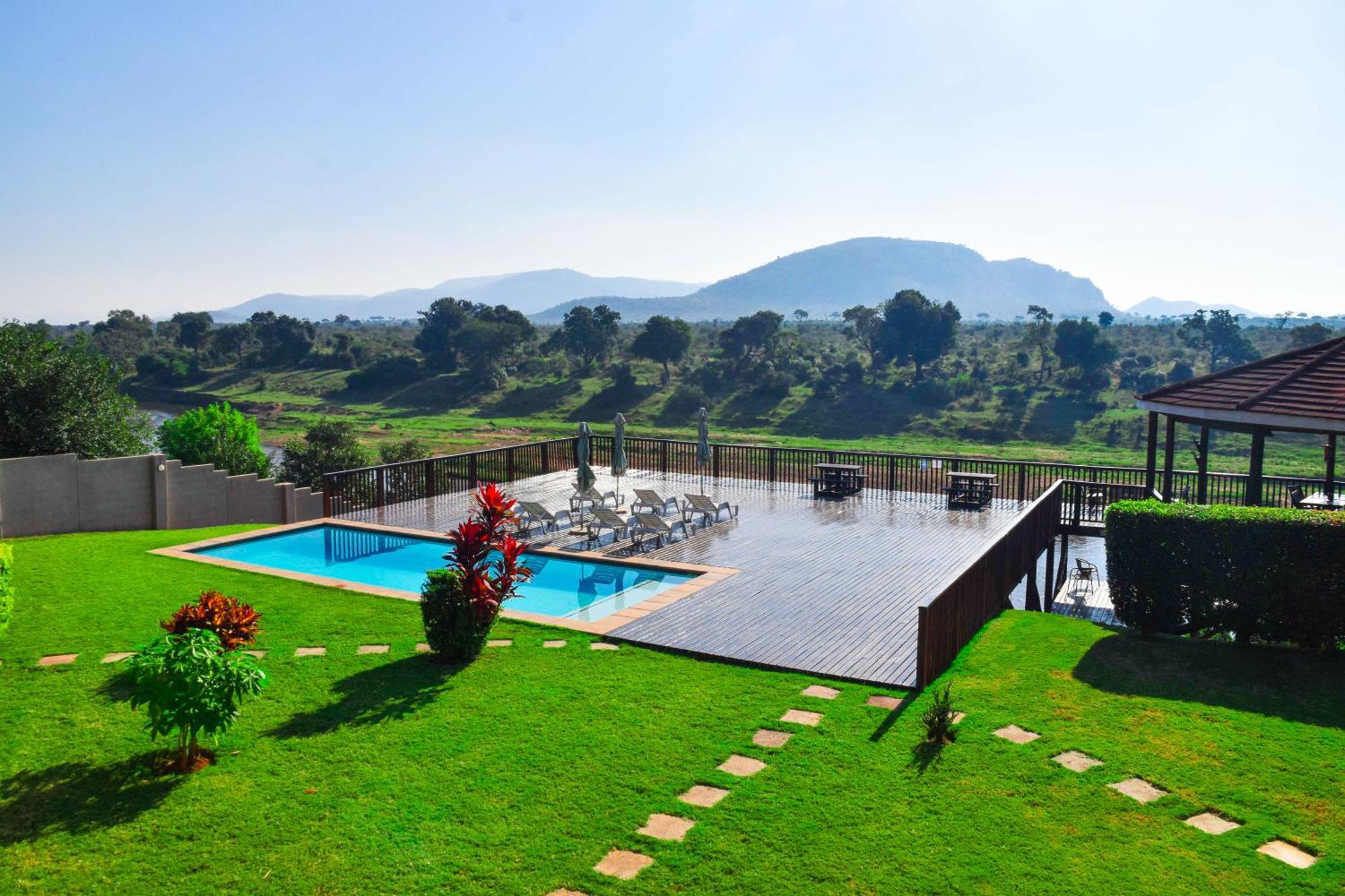 Riverview Inn Malalane Exterior photo