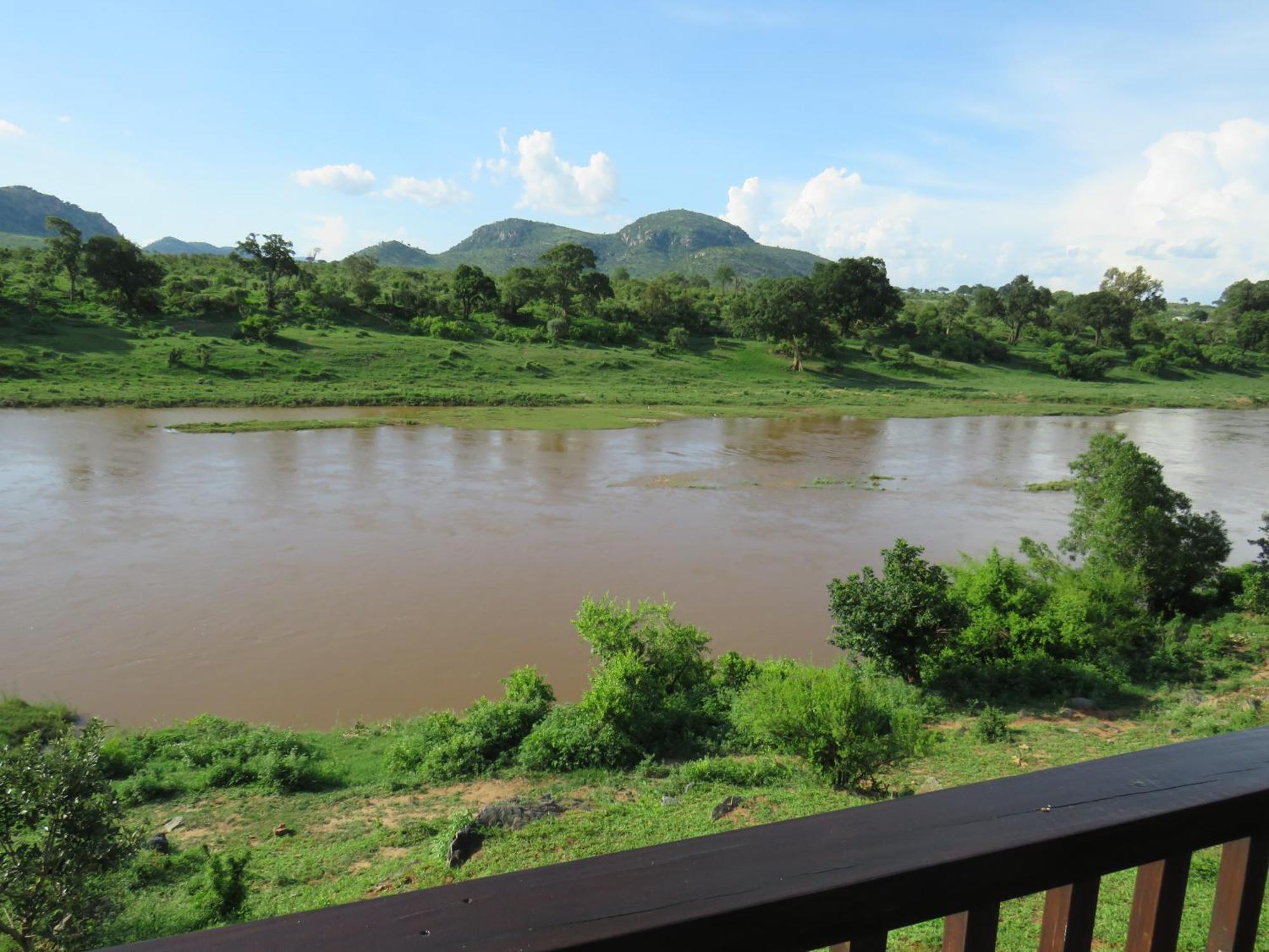 Riverview Inn Malalane Exterior photo